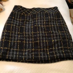 loft mid-length black winter skirt